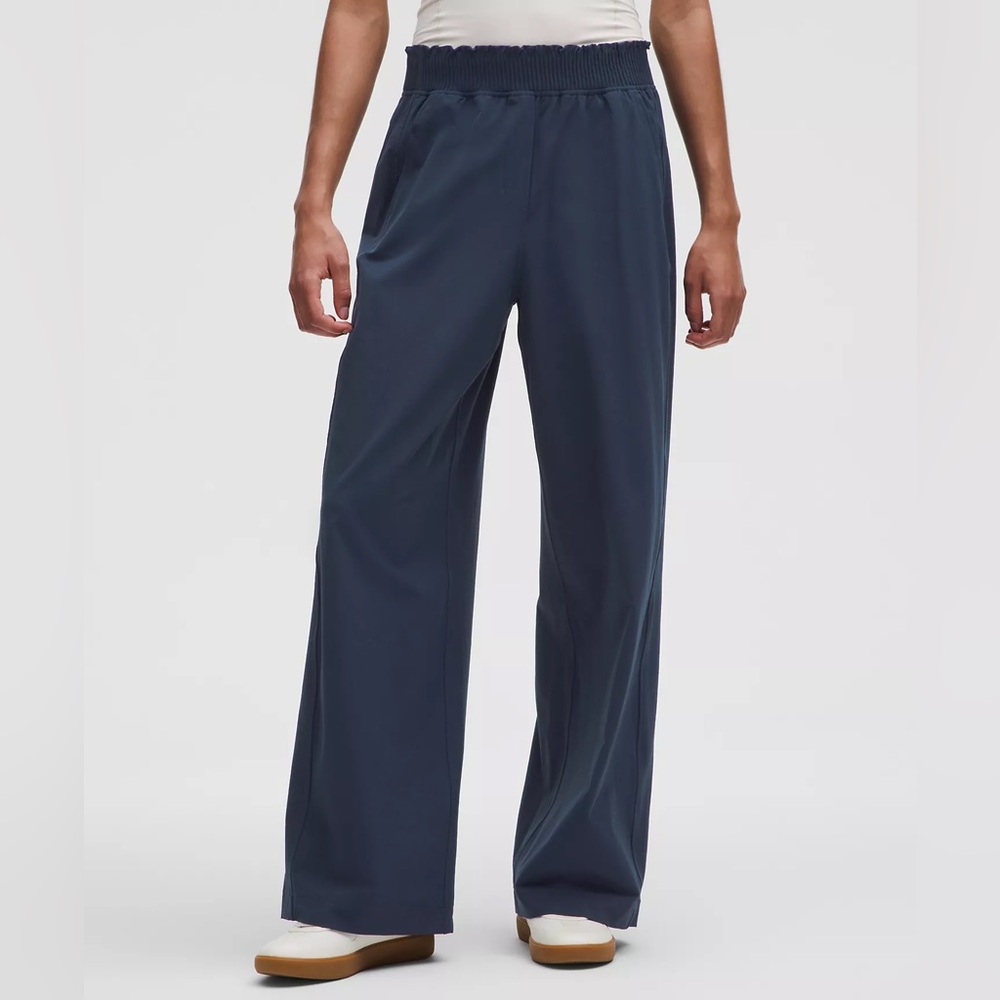 LULULEMON Stretch Woven Ruffle Waist Wide Leg Pant~Club Blue